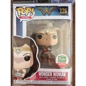 POP Movies Wonder Woman with Gauntlets Vinyl Figure #226 [12 Days of Christmas]